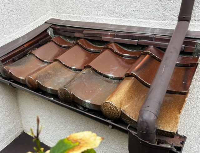 のし瓦　補修前